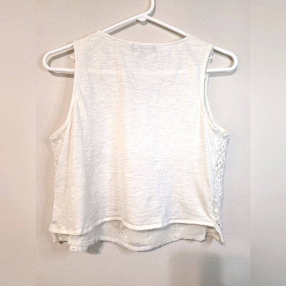 Jessica medium petite cream lined boho crochet crop tank top - Picture 3 of 4